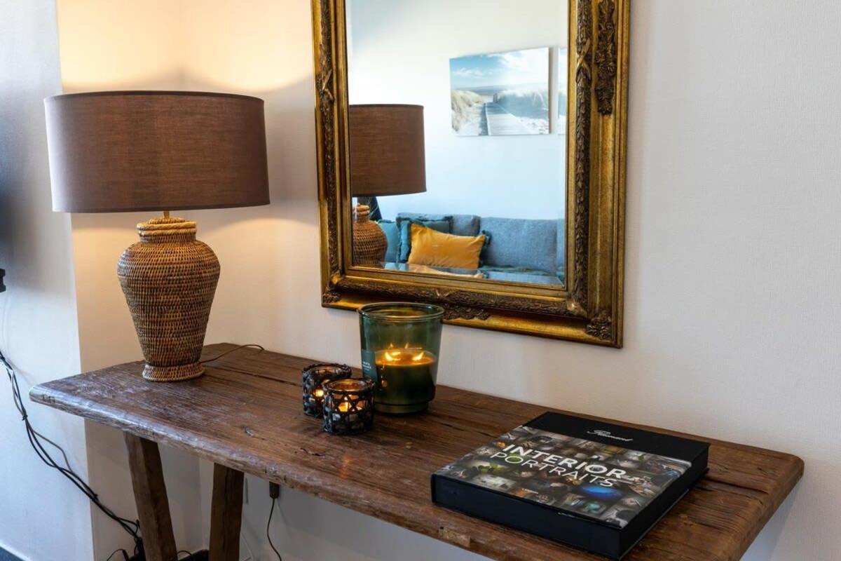 Huswell - Beautiful Spacious Studio With Frontal Sea View Knokke-Heist Esterno foto