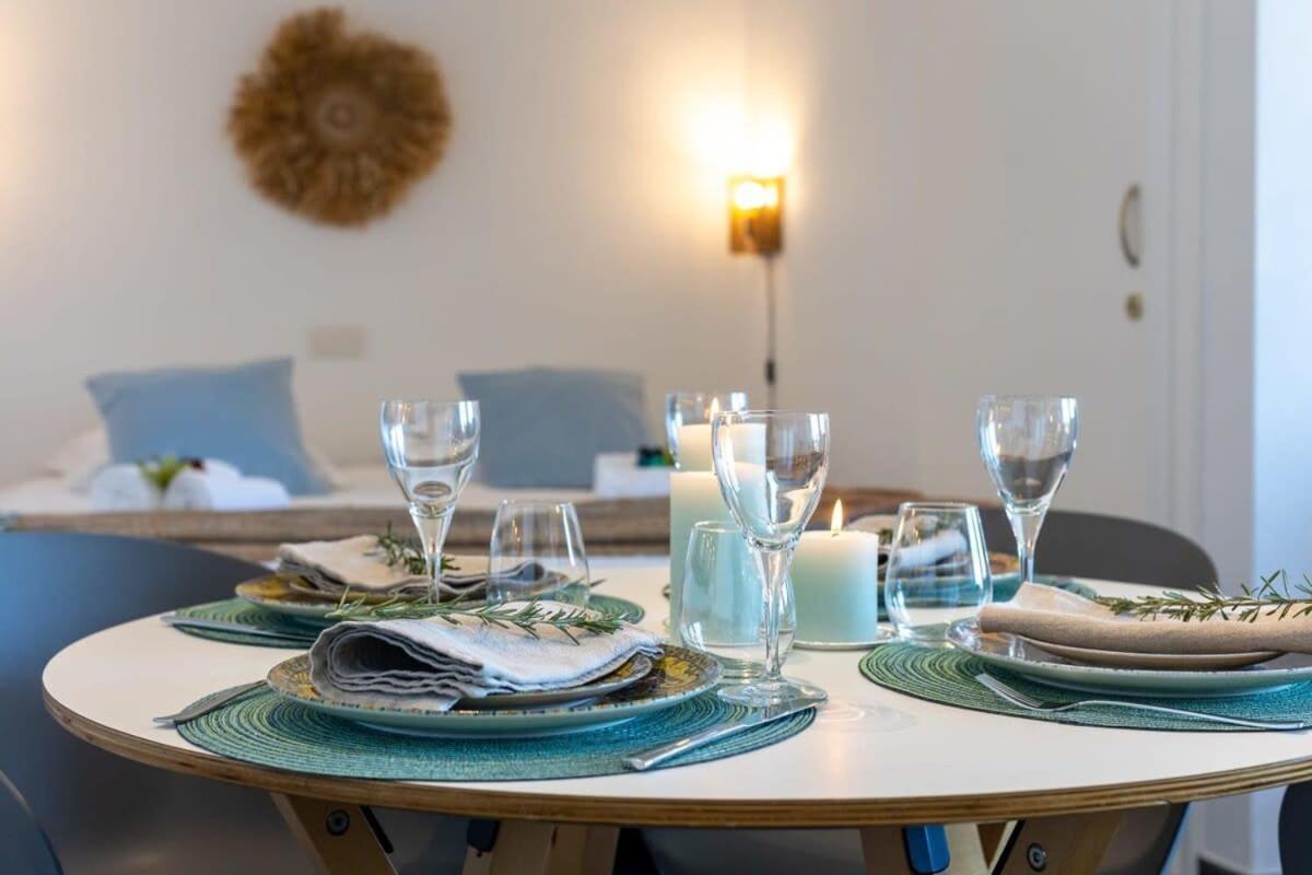 Huswell - Beautiful Spacious Studio With Frontal Sea View Knokke-Heist Esterno foto