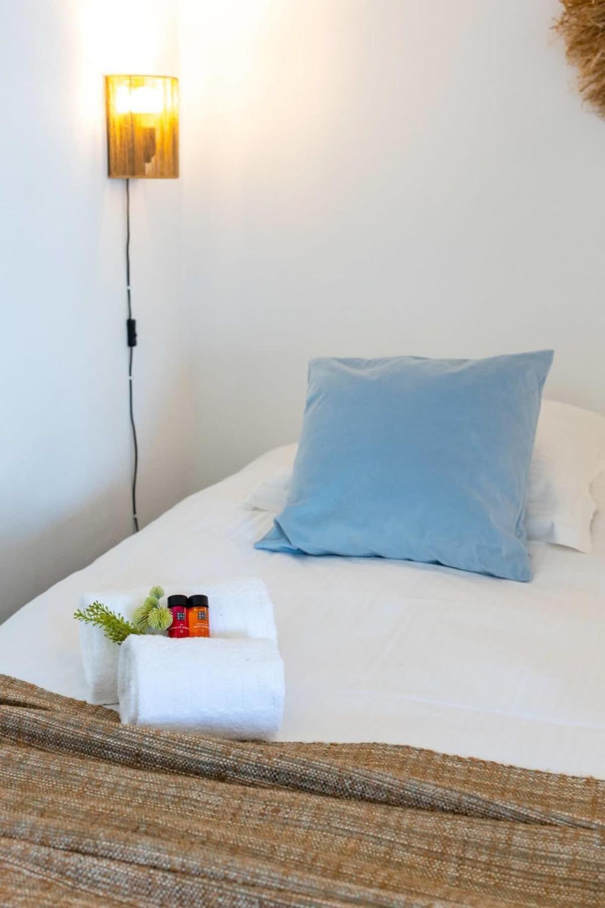 Huswell - Beautiful Spacious Studio With Frontal Sea View Knokke-Heist Esterno foto